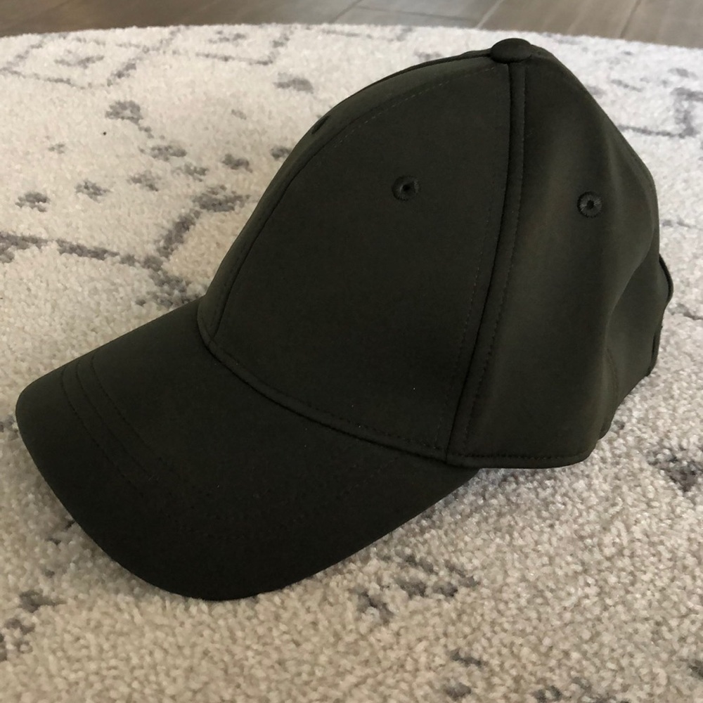 Lululemon Baller Hat